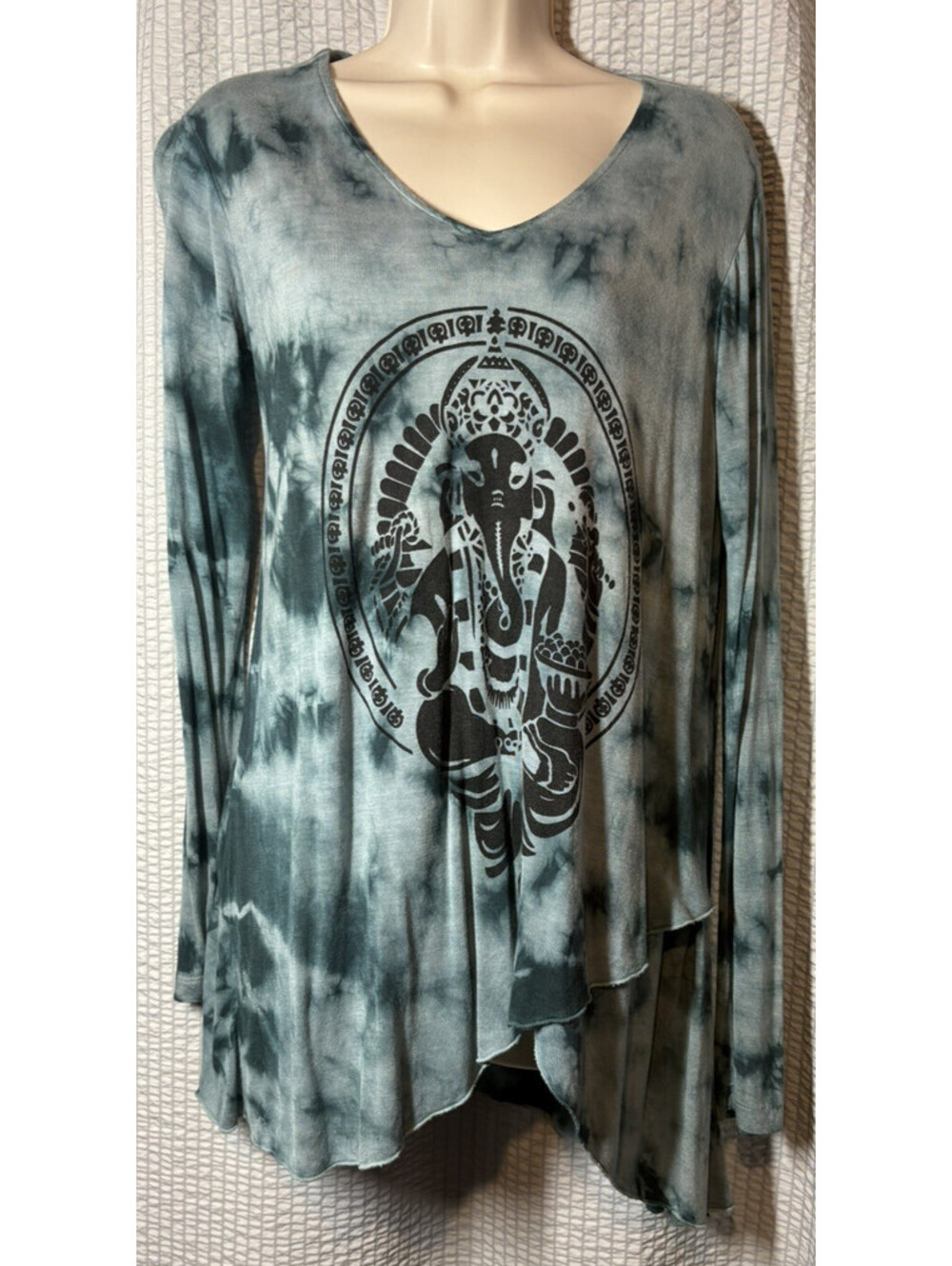 Earthbound Trading Co Long Sleeve Tunic Tie-Dye Ganesha Graphic Asymmetrical Hem